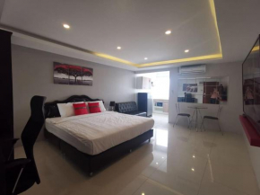 Luxury beach studio 9B